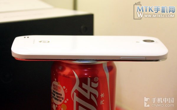 四核5.3英寸超敏感屏 大可乐2首发评测 